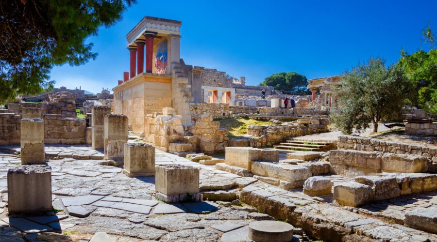 Palace of Knossos Archaeological Museum and Heraklion Town Private Tour Moysidis Travel