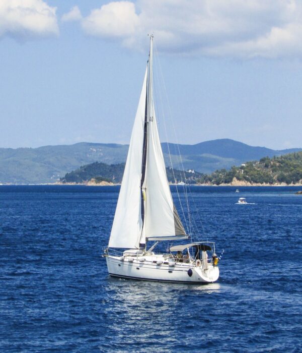 Yacht and boat rental in Crete