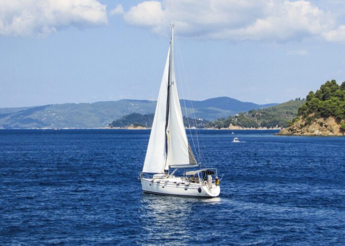 Yacht and boat rental in Crete