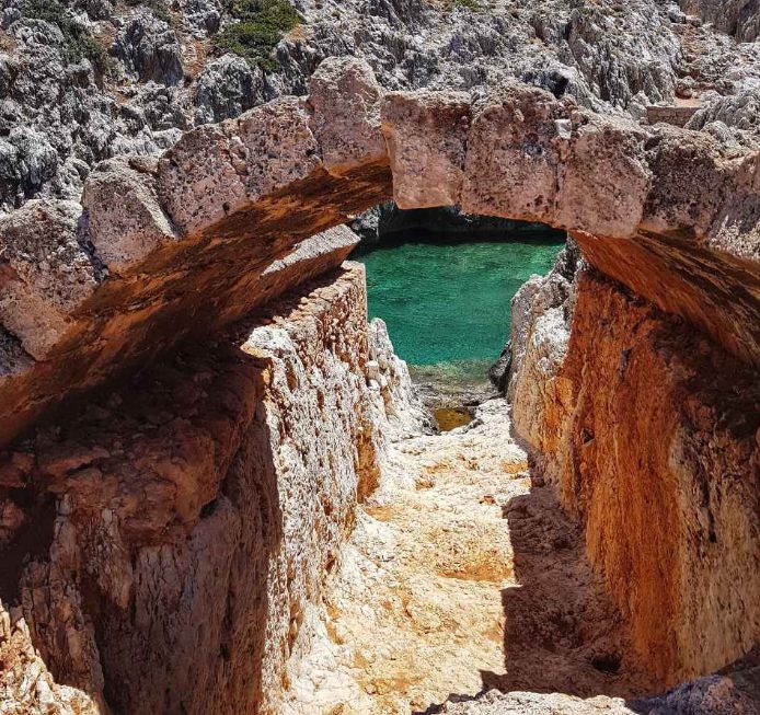 Half-Day Private Hiking Tour to the Akrotiri Peninsula